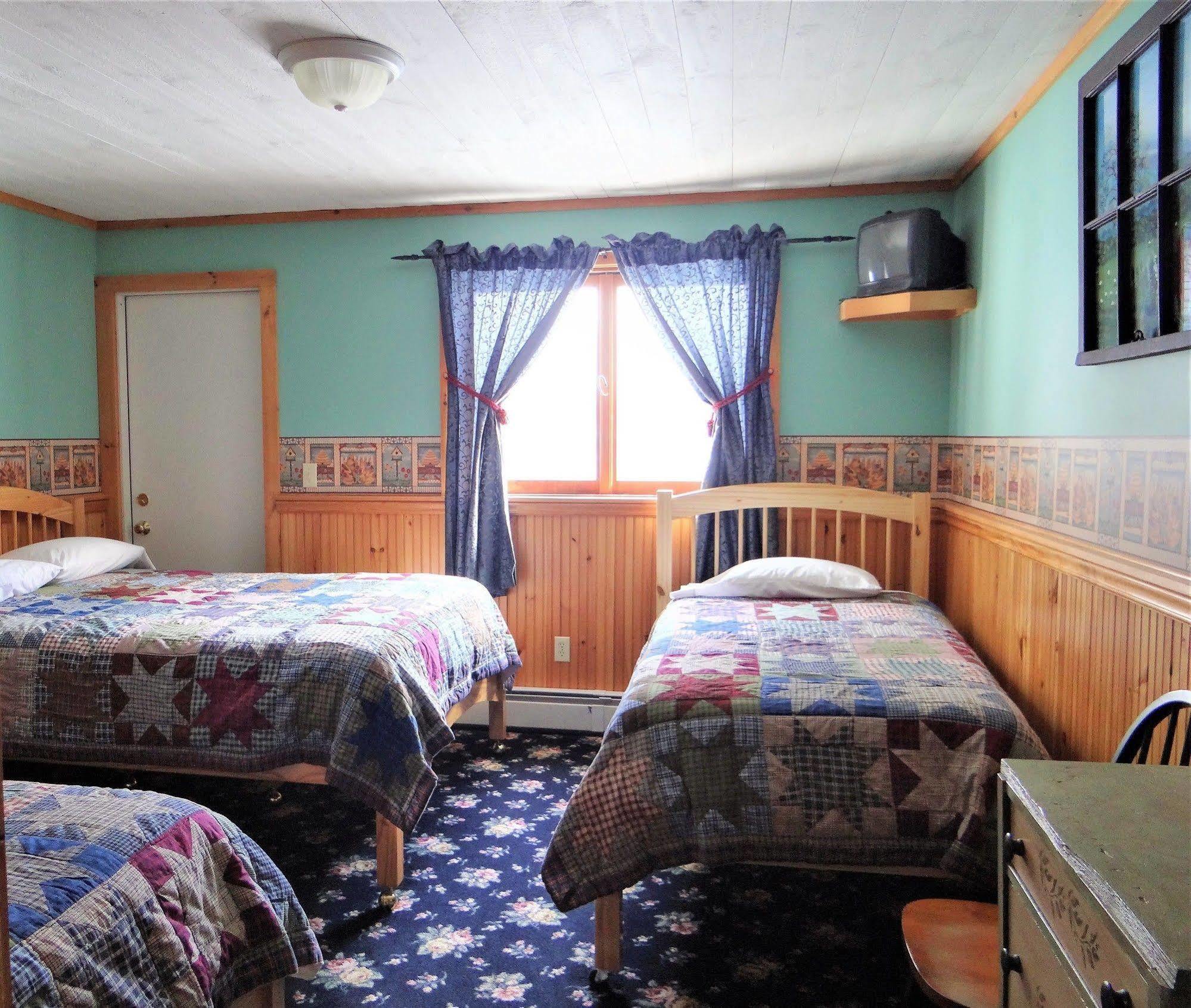 Blue Gentian Lodge At Magic Mountain Londonderry Ngoại thất bức ảnh