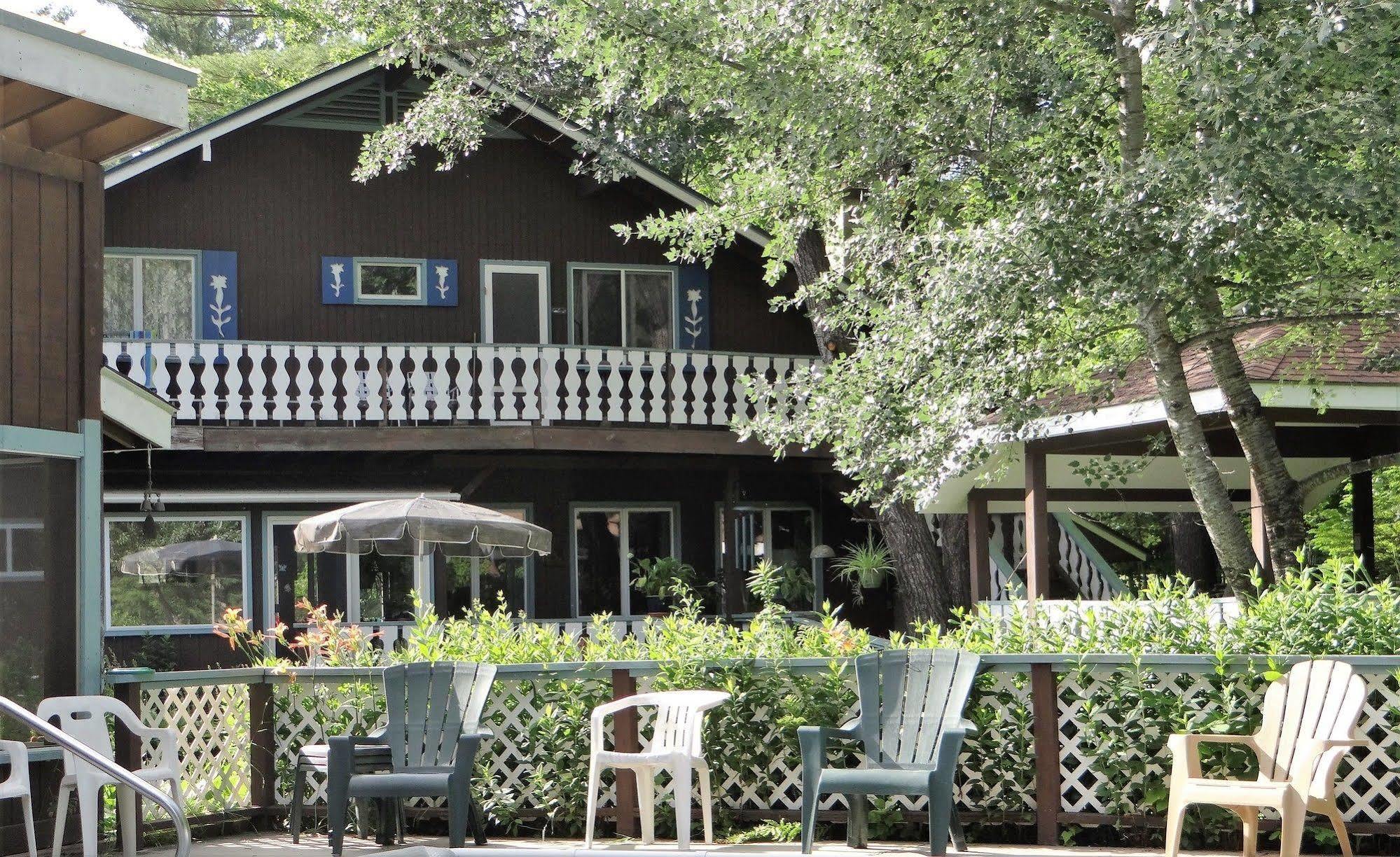 Blue Gentian Lodge At Magic Mountain Londonderry Ngoại thất bức ảnh