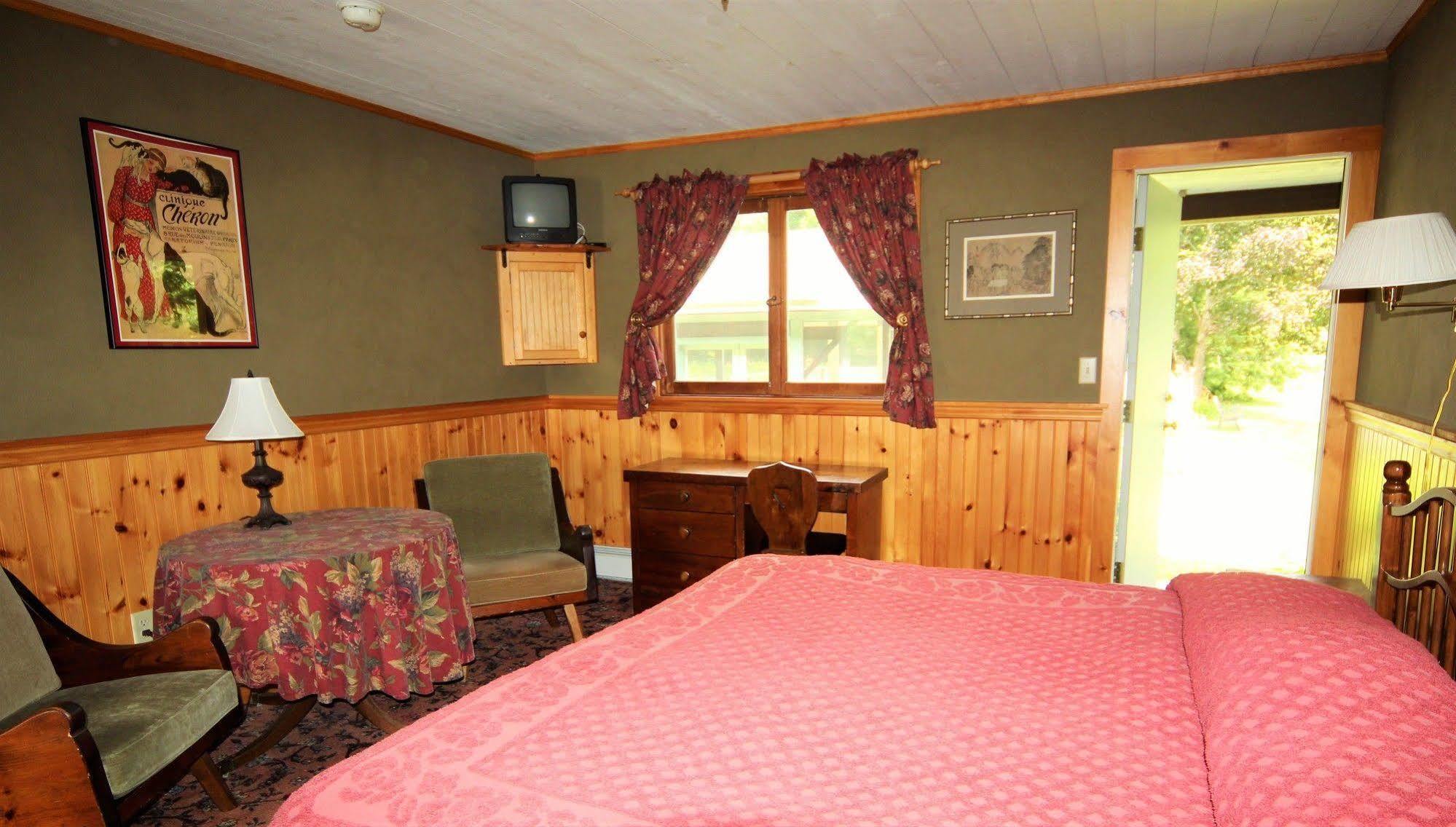 Blue Gentian Lodge At Magic Mountain Londonderry Ngoại thất bức ảnh